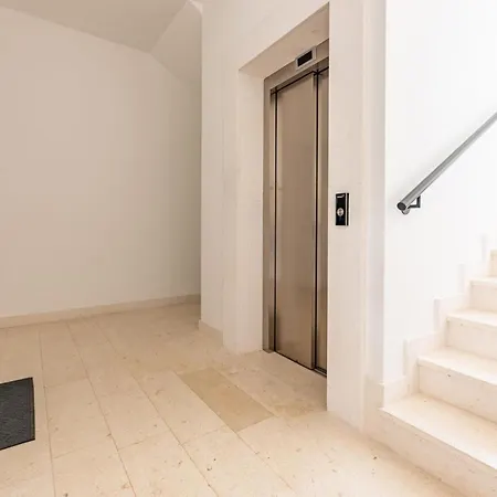 Apartman 2 Bedroom Gorgeous In