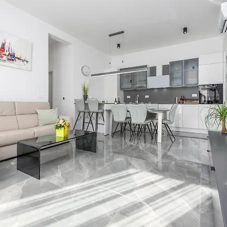 2 Bedroom Gorgeous In * Zadar
